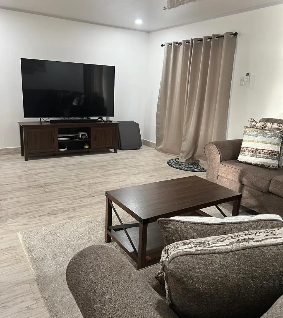 Crusoe Escape Villa كراون بوينت